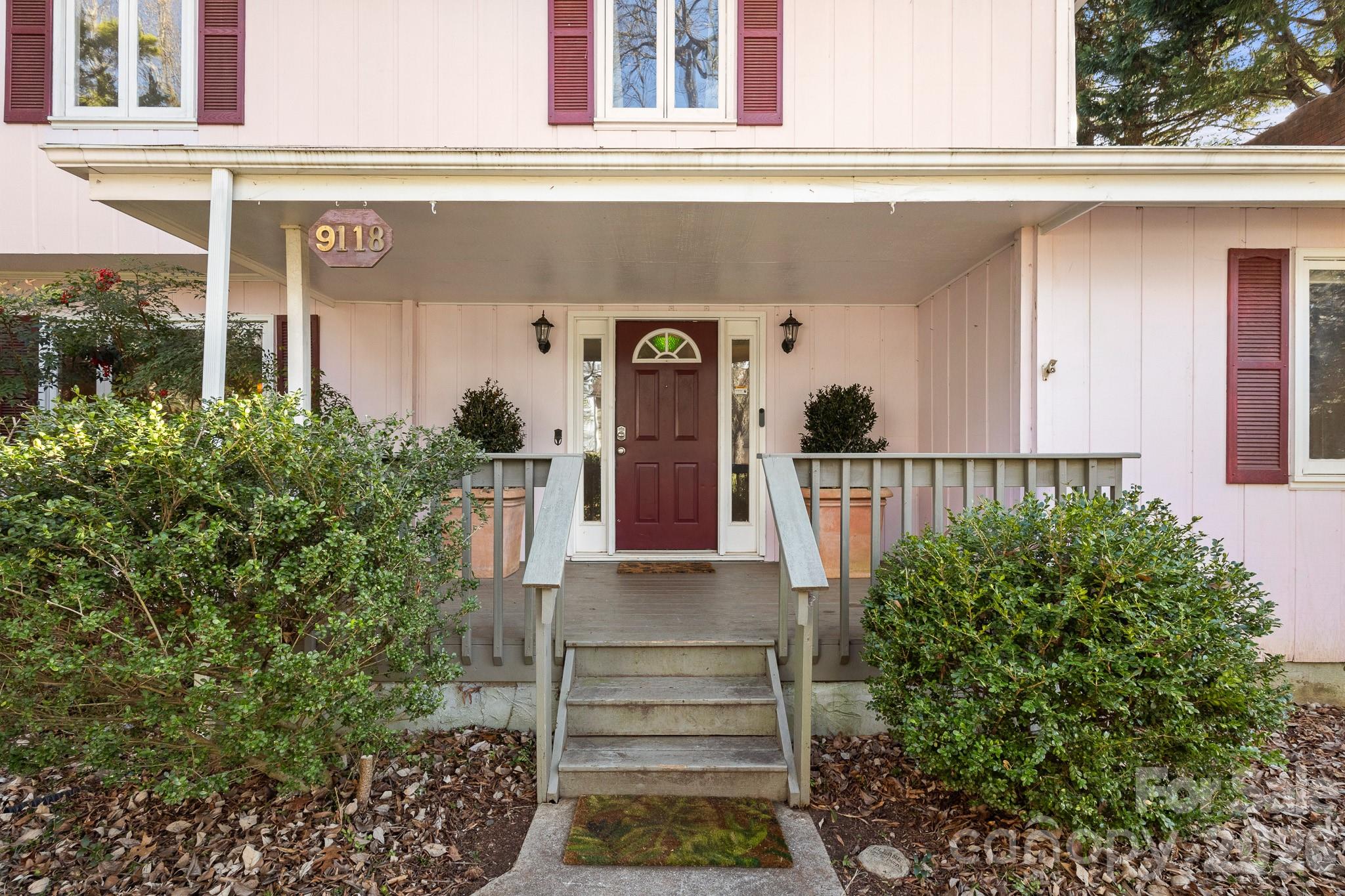 Tega Cay - Residential