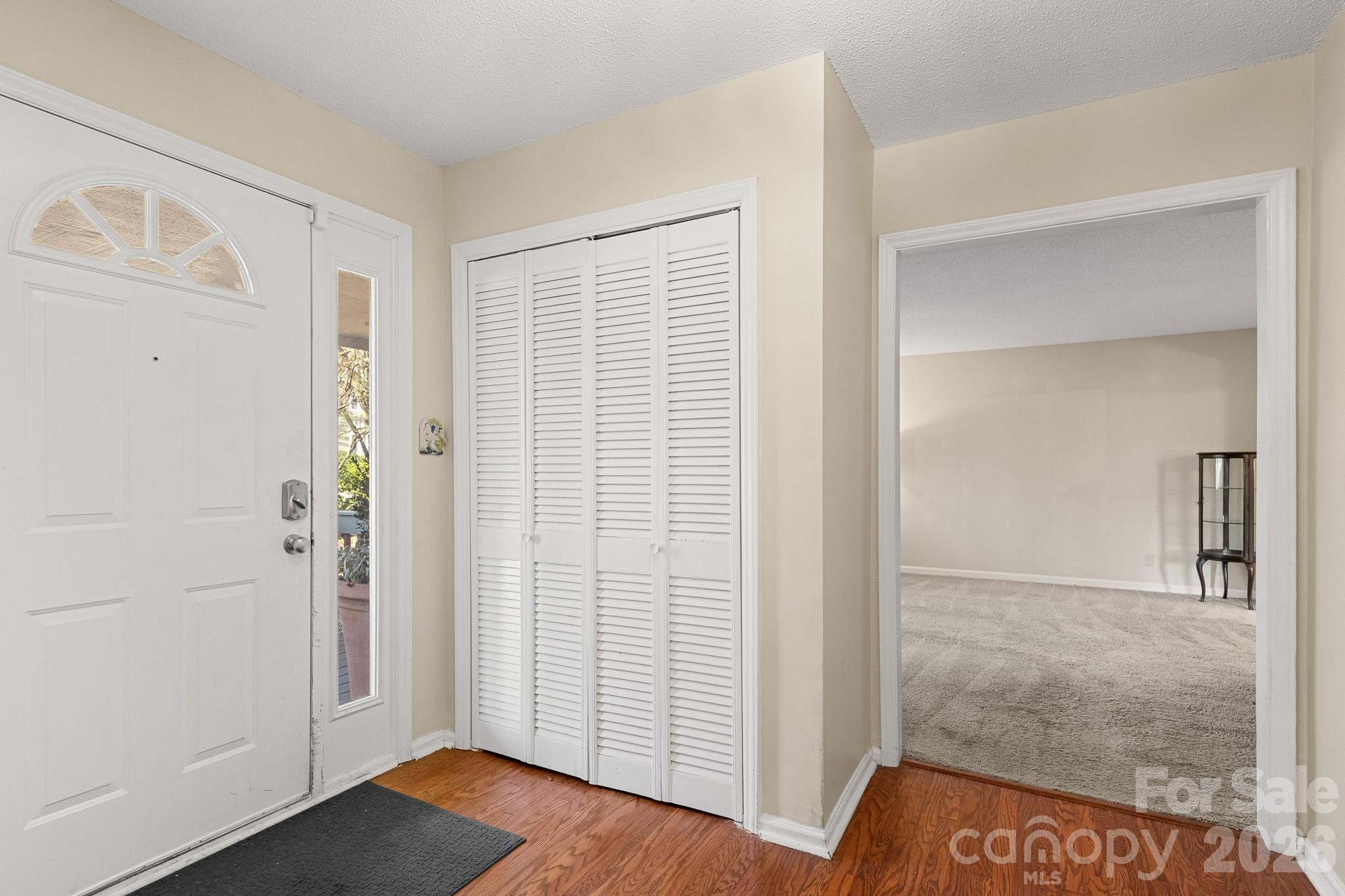 Tega Cay - Residential