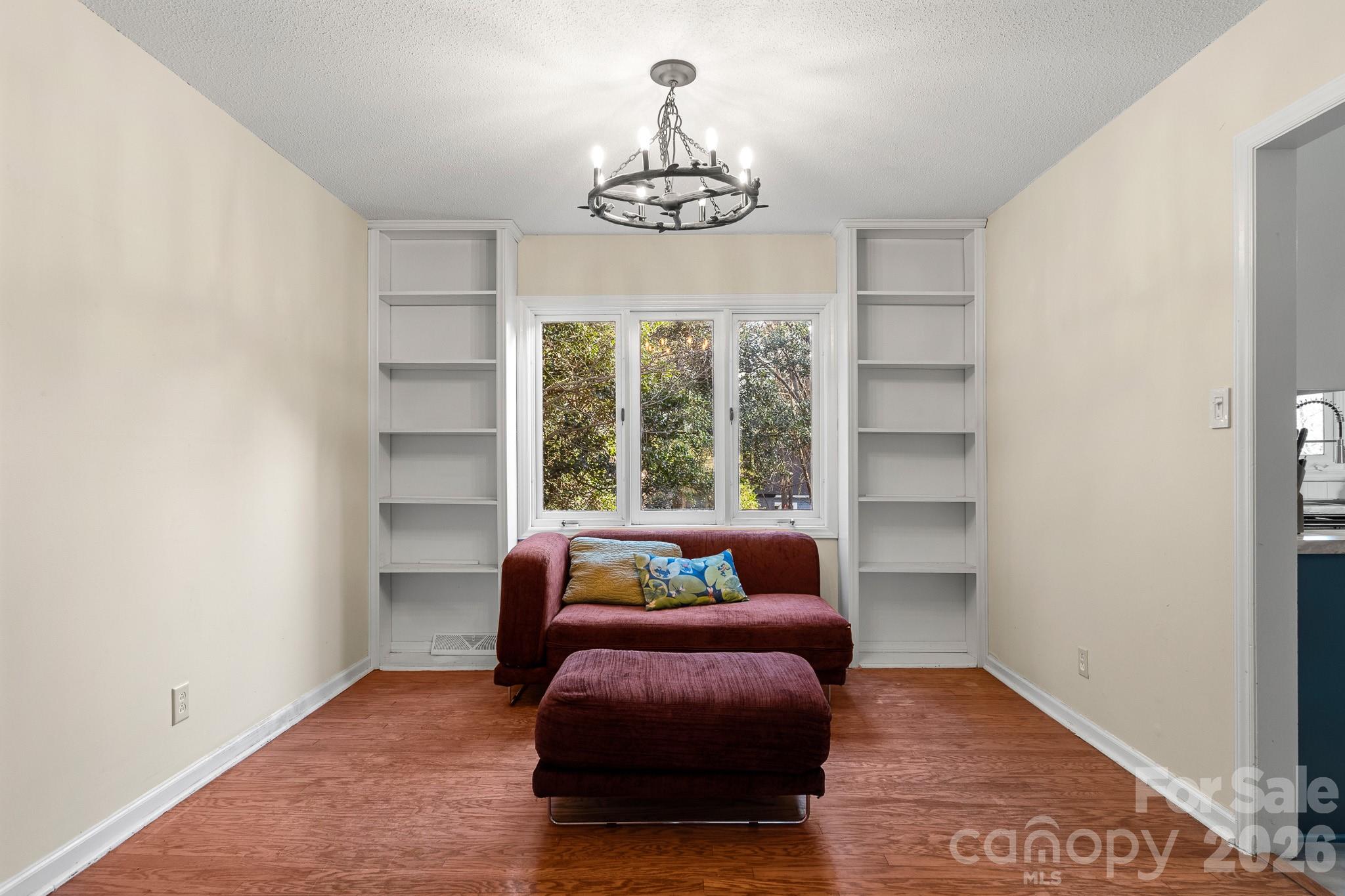 Tega Cay - Residential