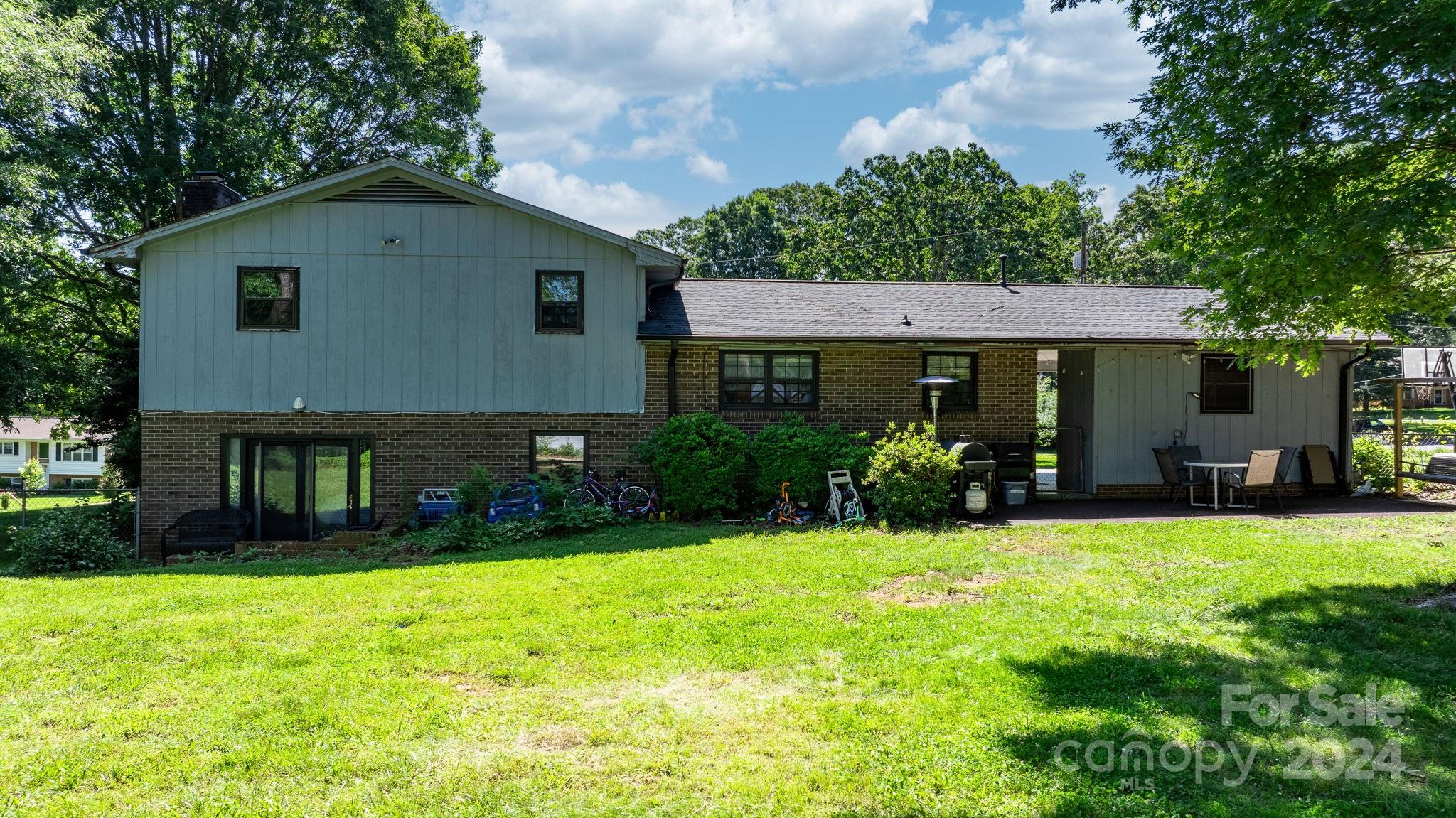 Random Woods - Residential