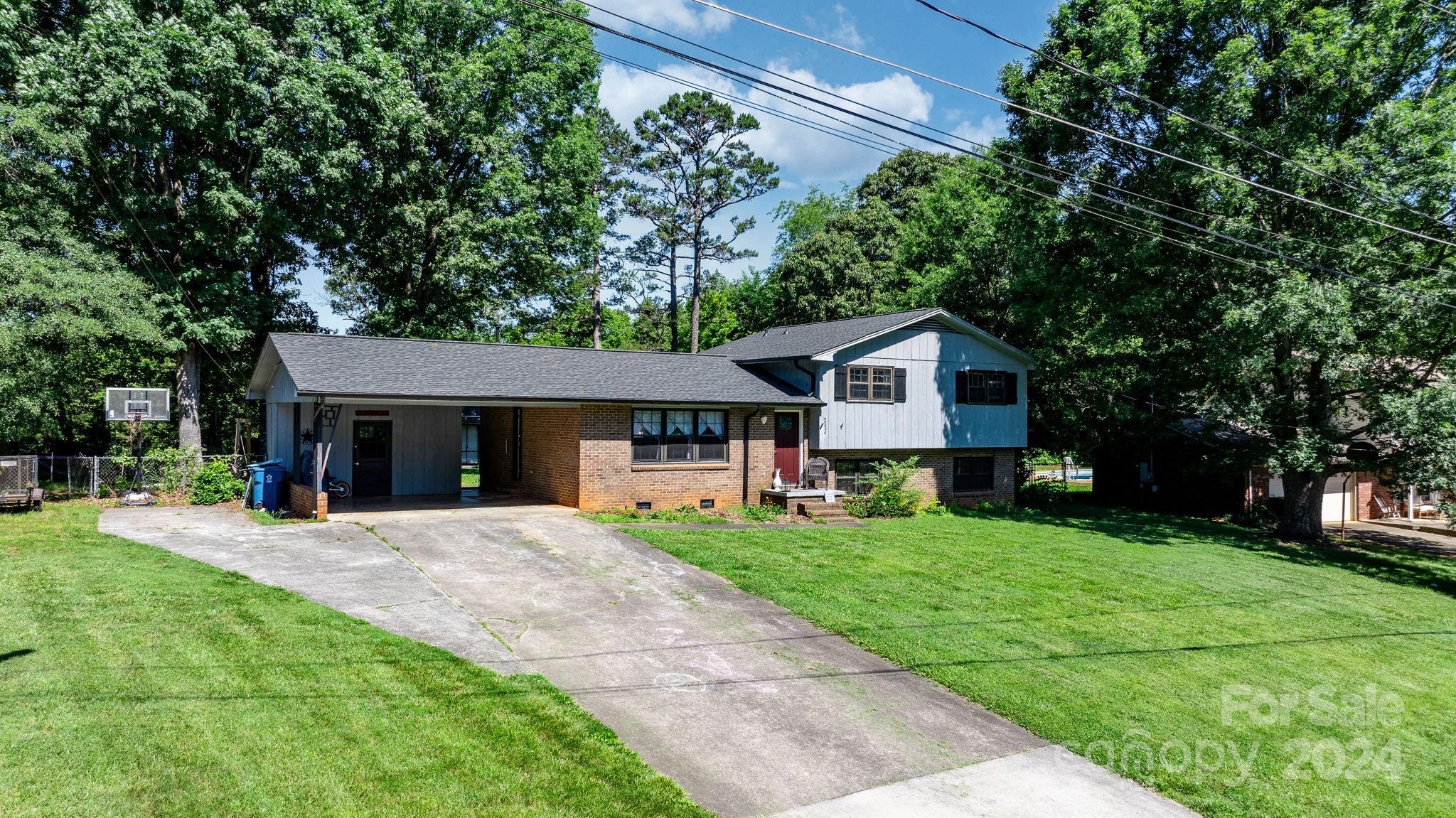 Random Woods - Residential