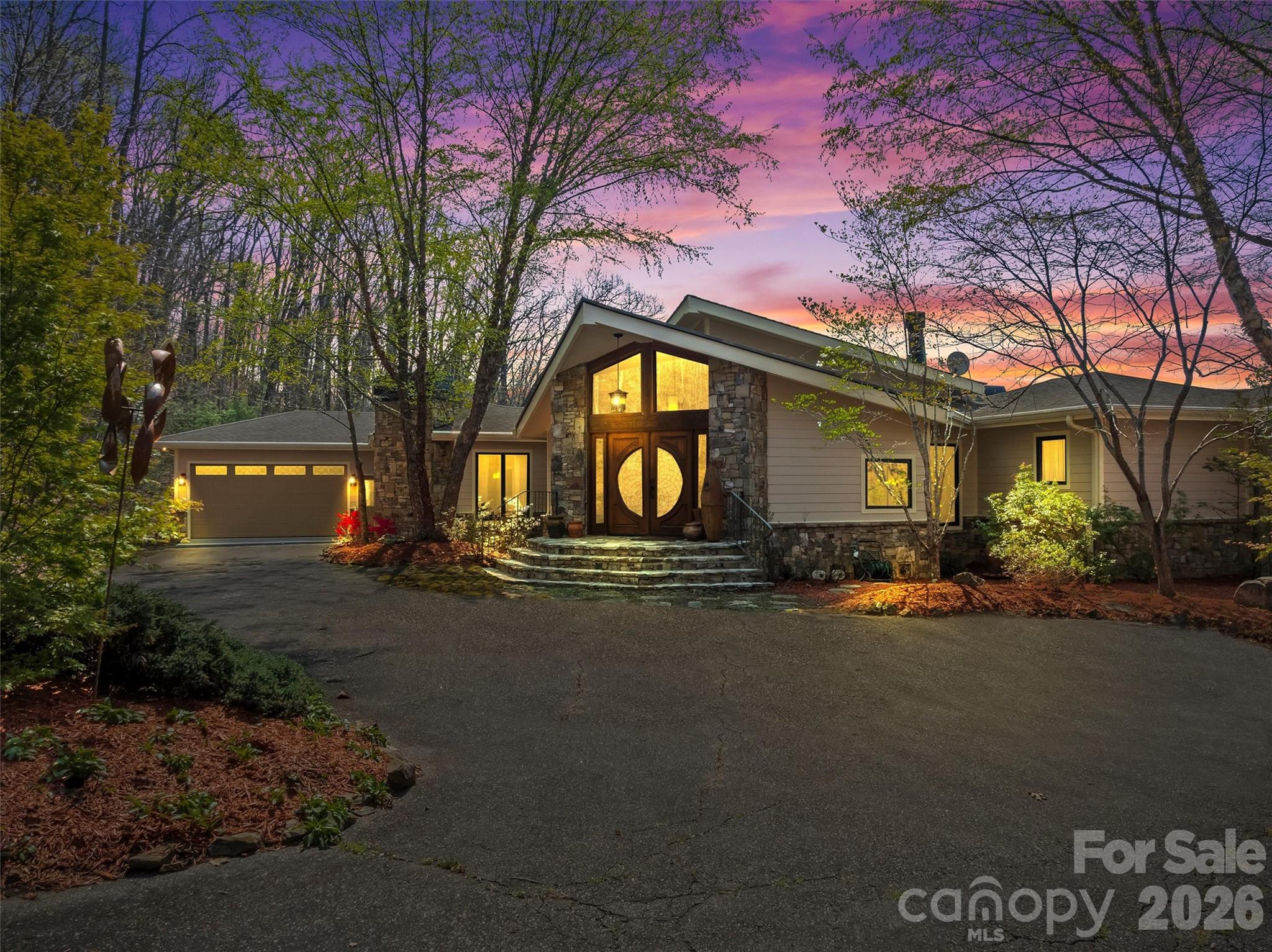 221 Connection Circle