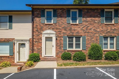 A home in Hickory