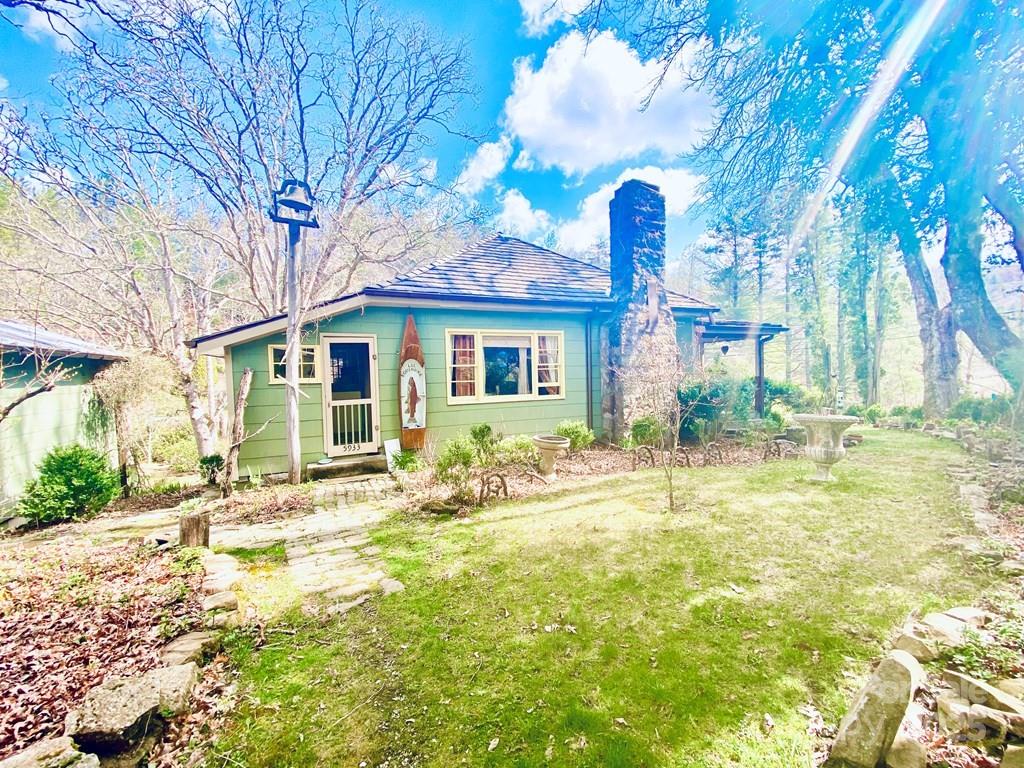 5933 N Norton Road