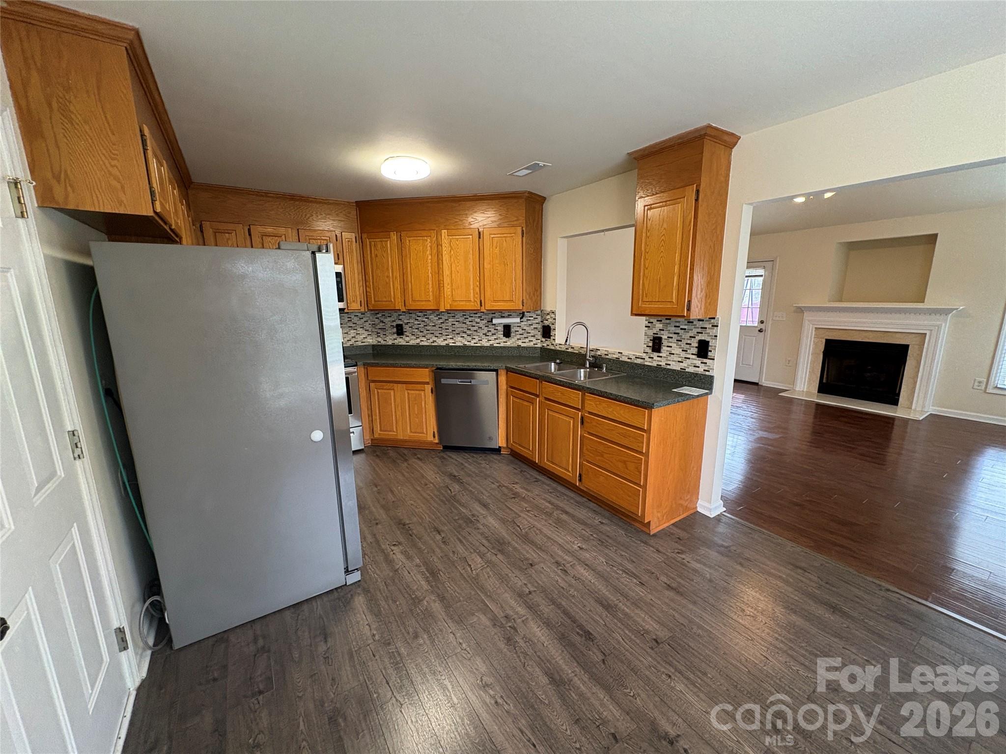 Cranston Crossing - Residential Lease