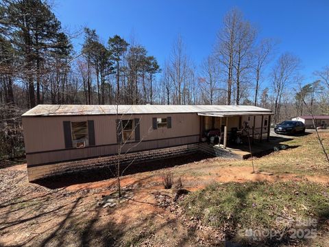127 Squirrel Hollow Drive Marion NC 28752