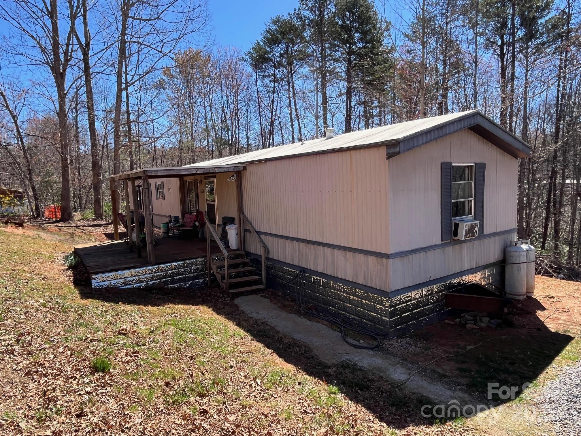 127 Squirrel Hollow Drive
