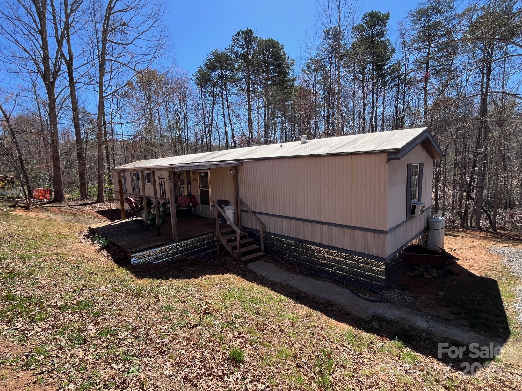 127 Squirrel Hollow Drive
