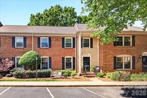 6826 Constitution Lane Charlotte NC 28210