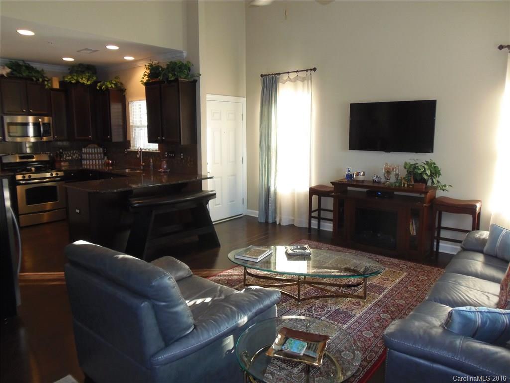 Riviera - Residential