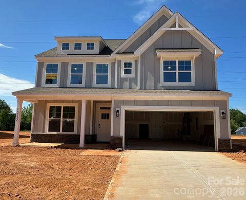 Photo of 15222 First Broad Drive, Huntersville, NC 28078 (MLS # 4342926)