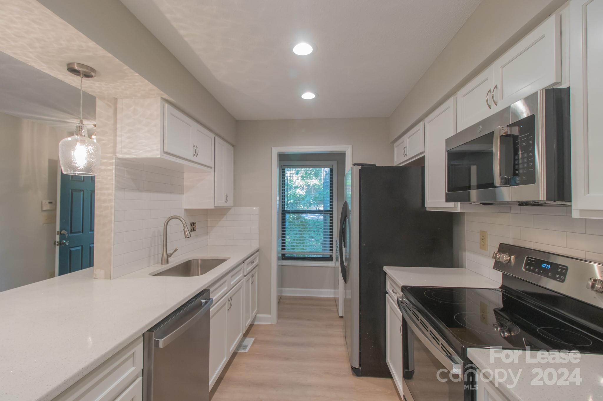 Dogwood Hills - Residential Lease