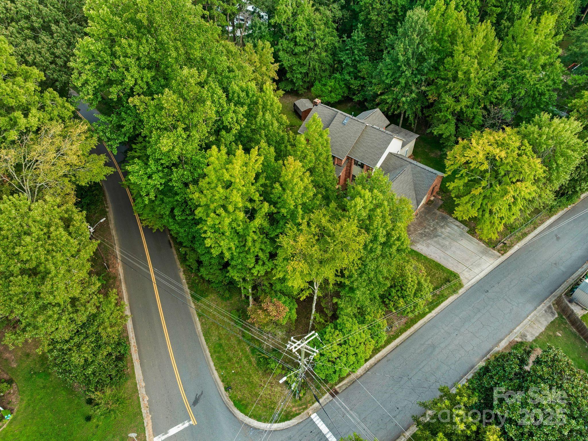 7600 Wallace Lane