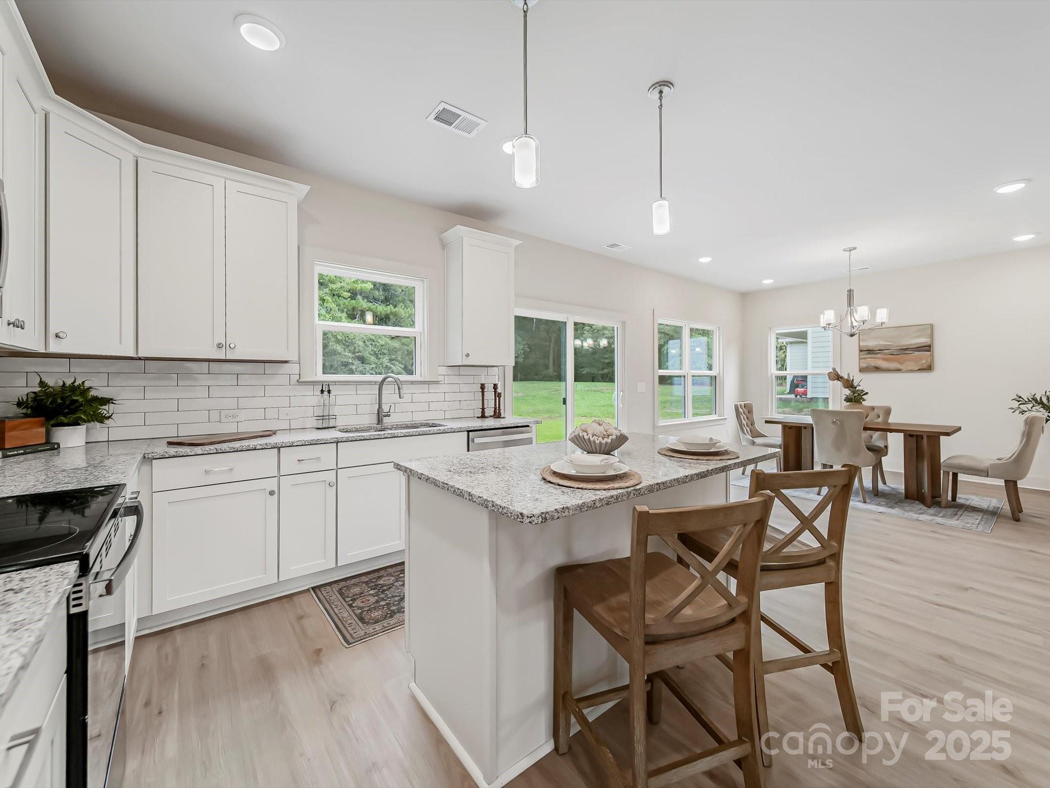1142 Forest Drive