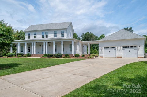 Photo for 1621 Lakefield Circle