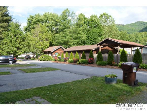 Riverside Valley Villas - Residential