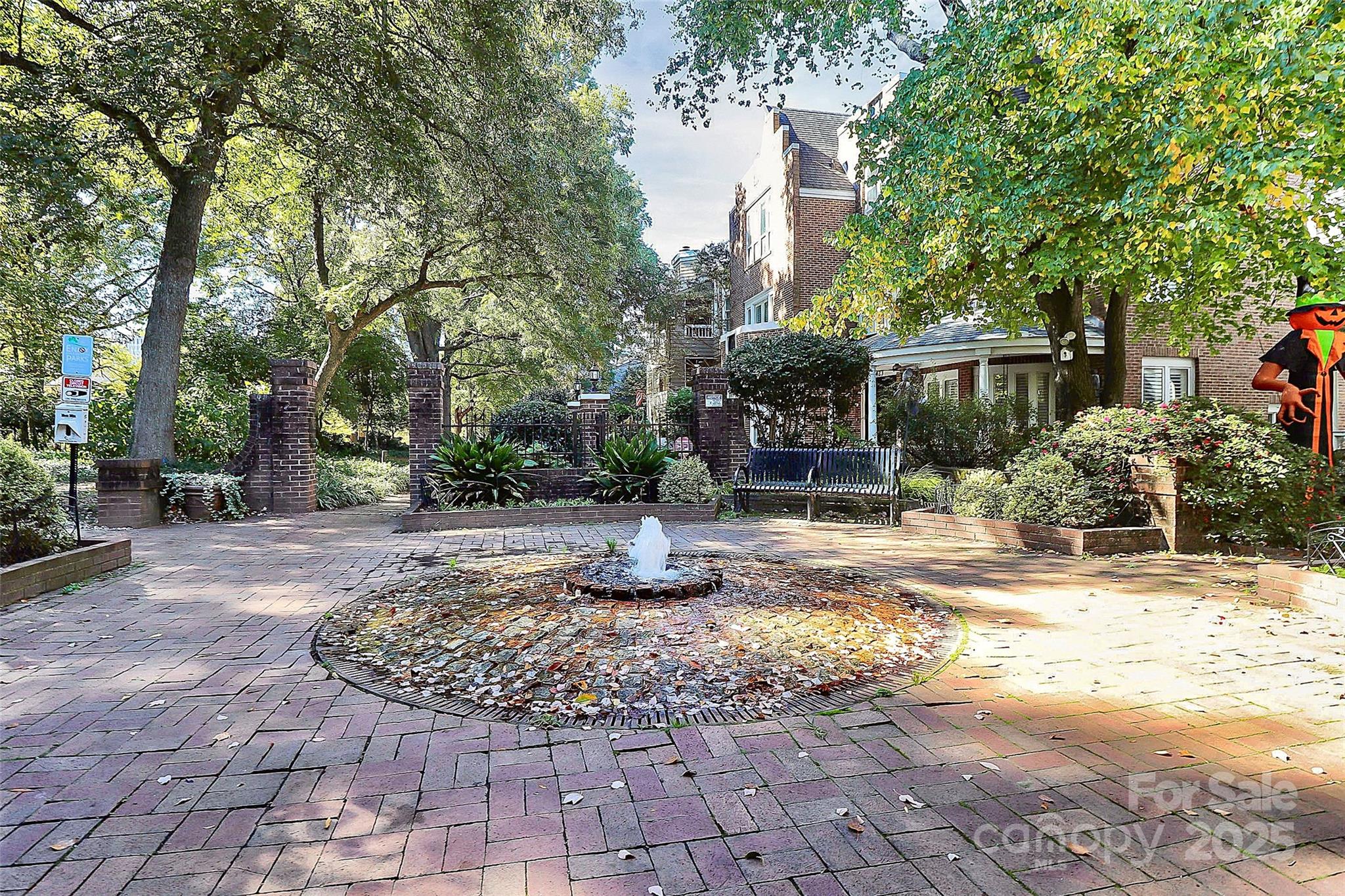 Springfield Square - Residential