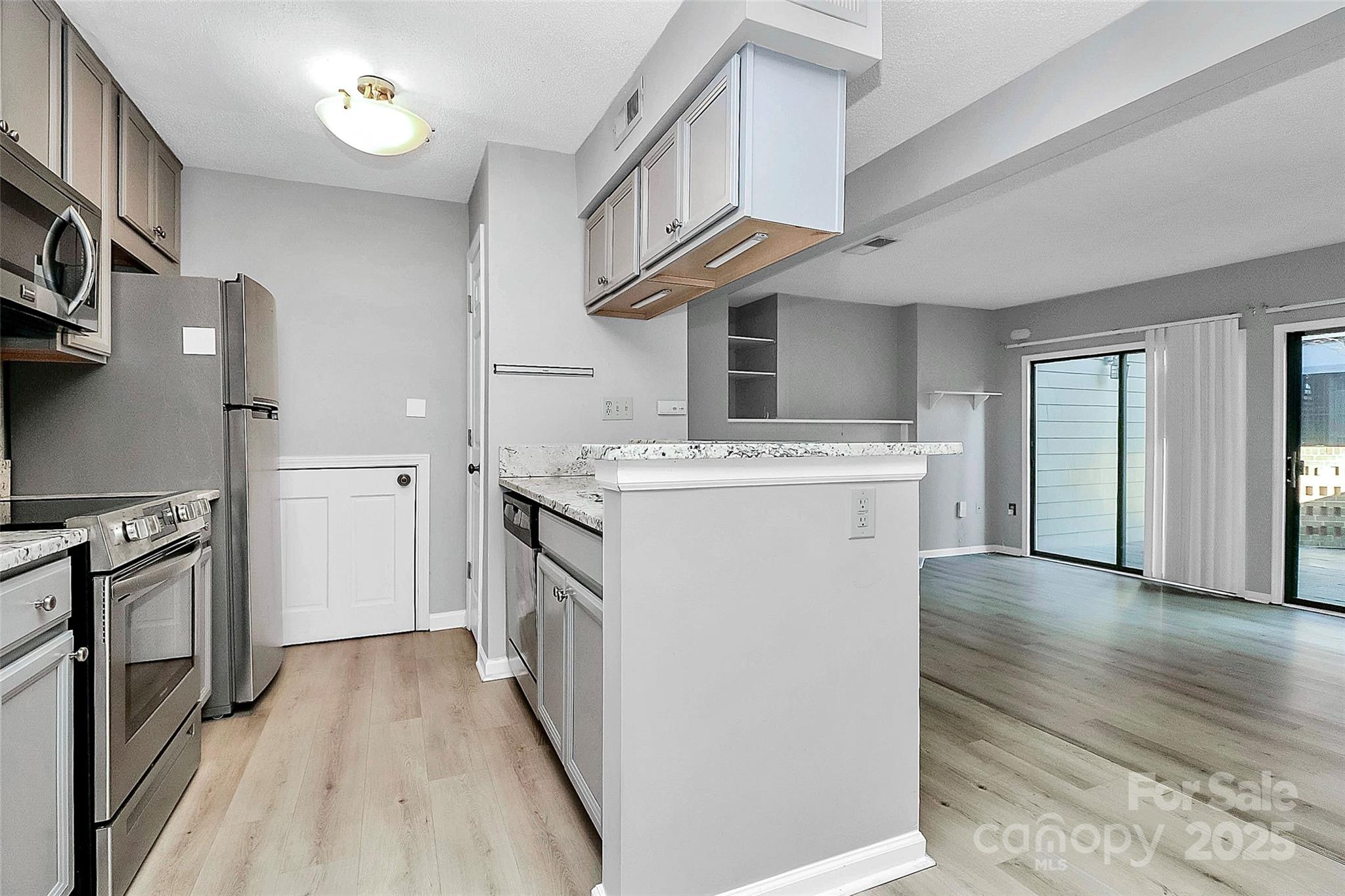 Springfield Square - Residential