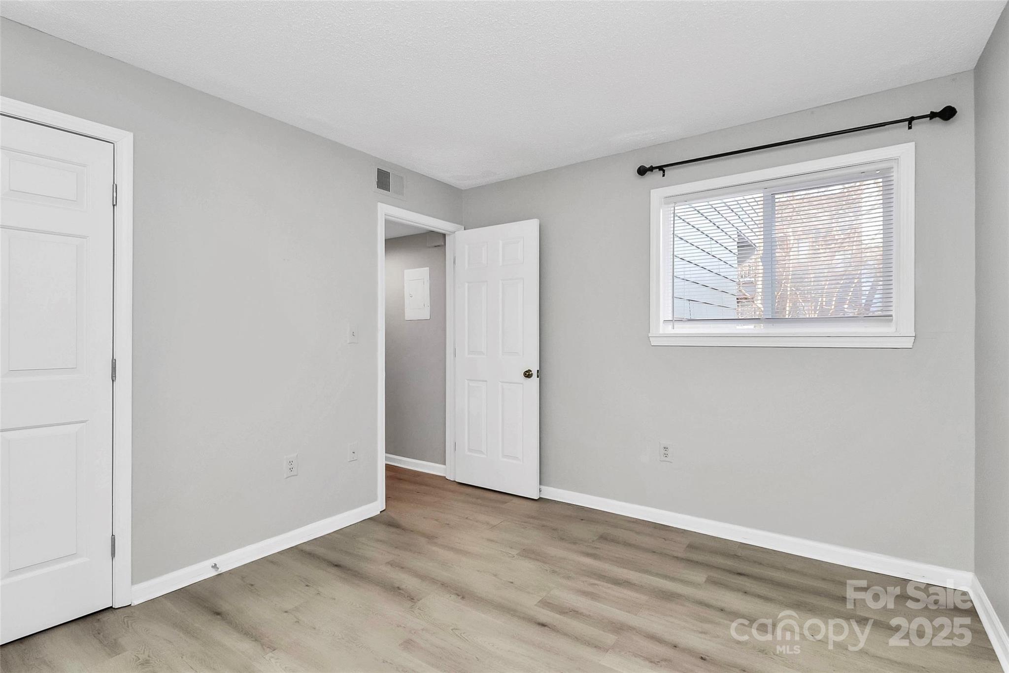 Springfield Square - Residential