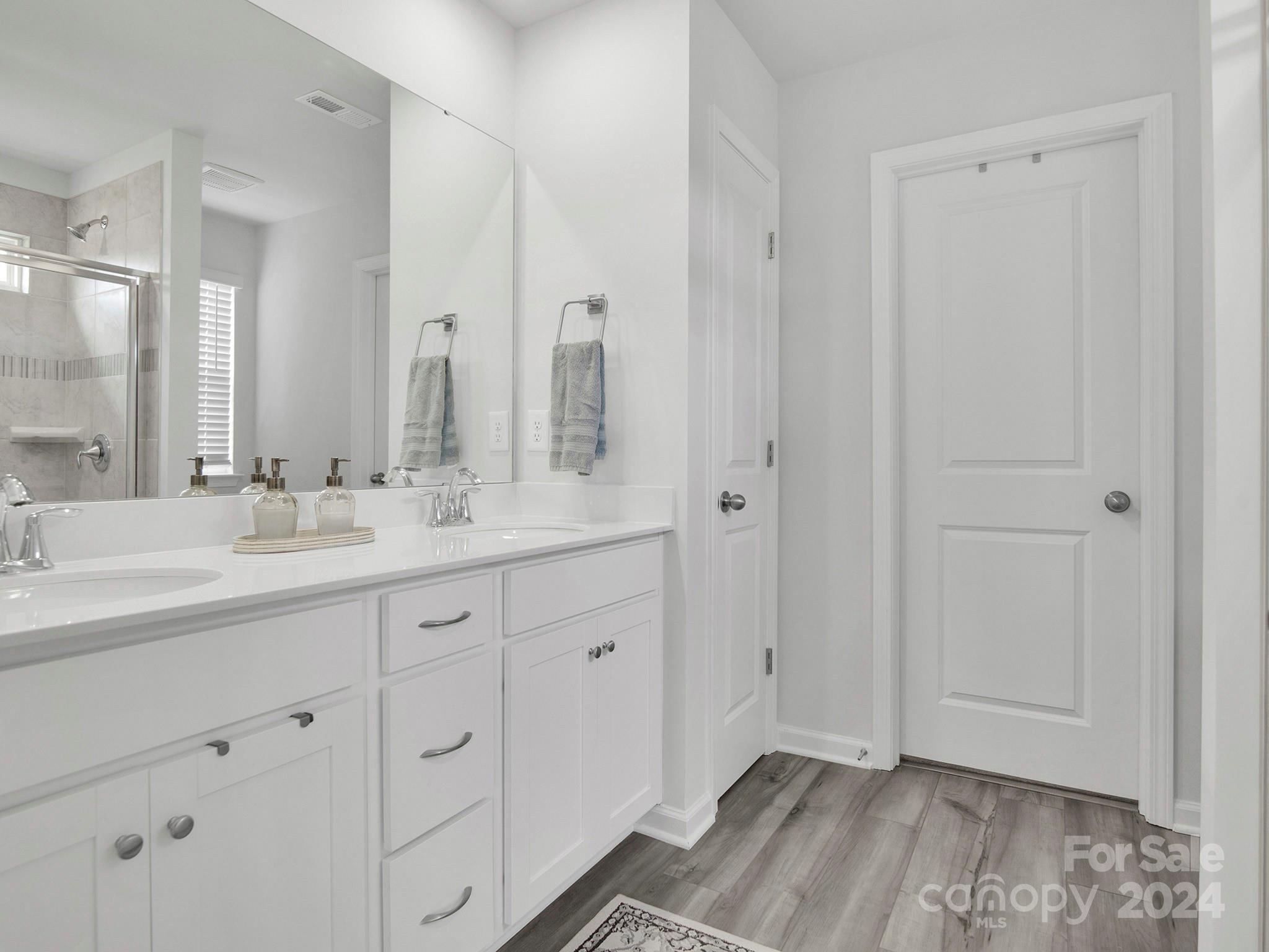 Elizabeth - Residential