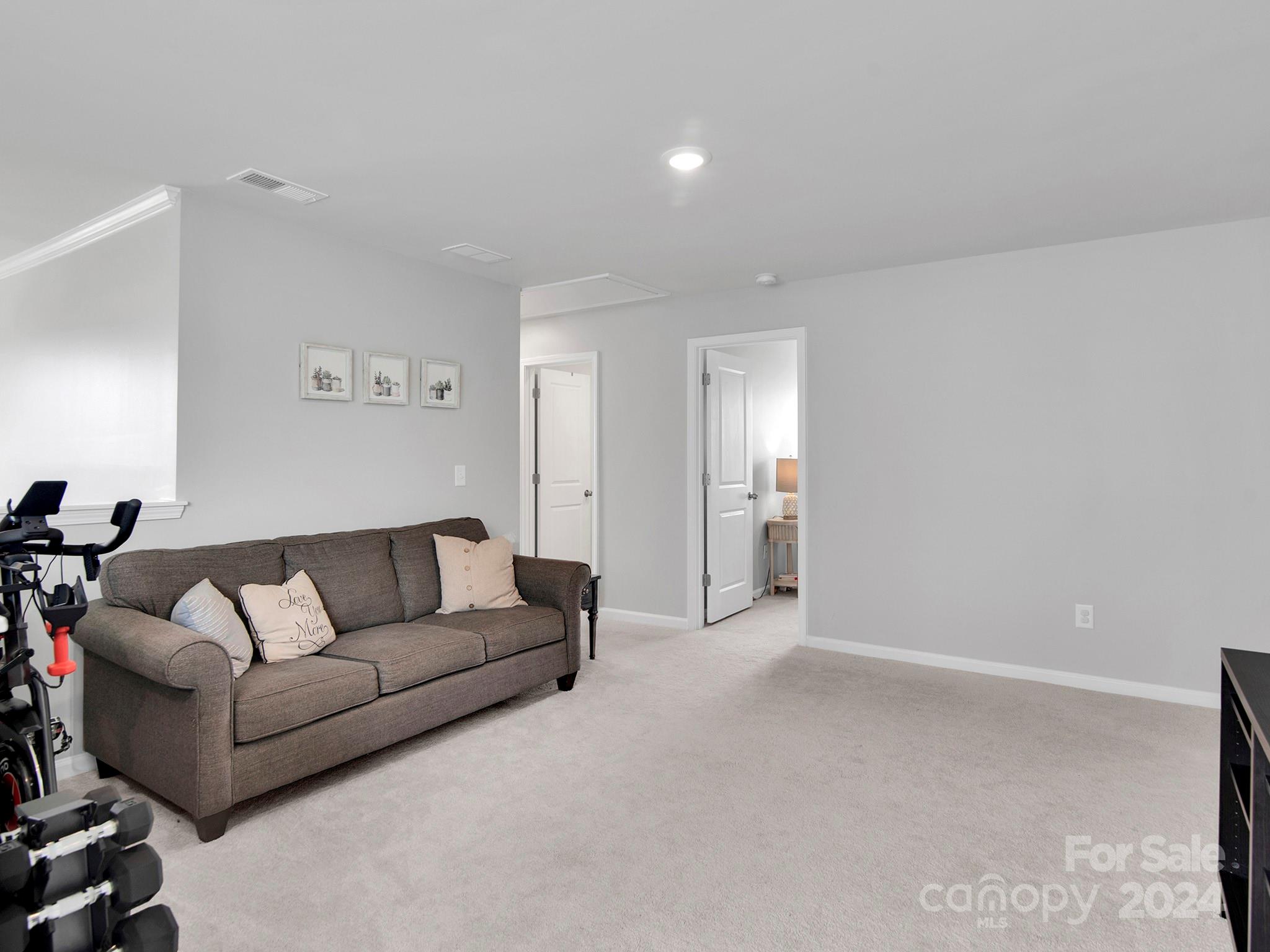 Elizabeth - Residential