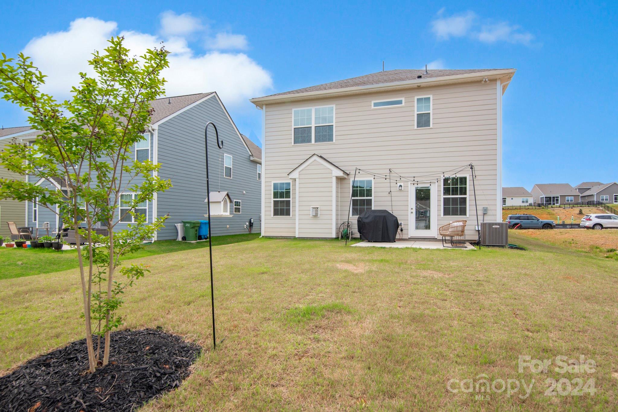 Elizabeth - Residential