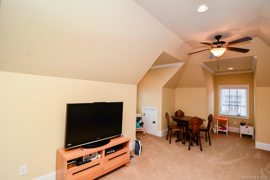 Laurel Creek - Residential