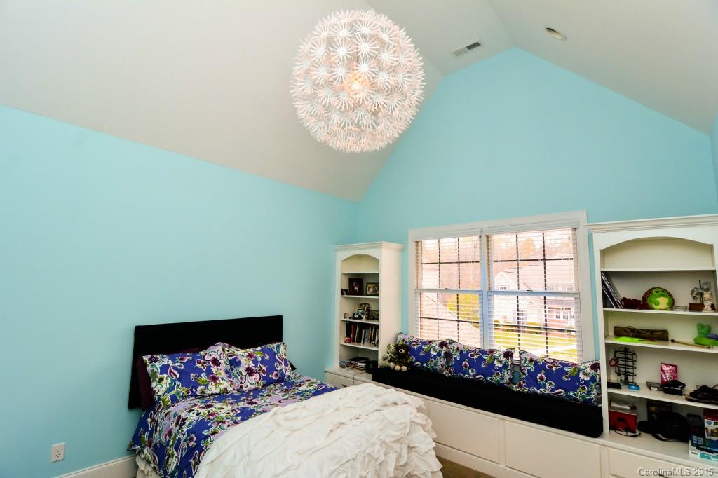 Laurel Creek - Residential