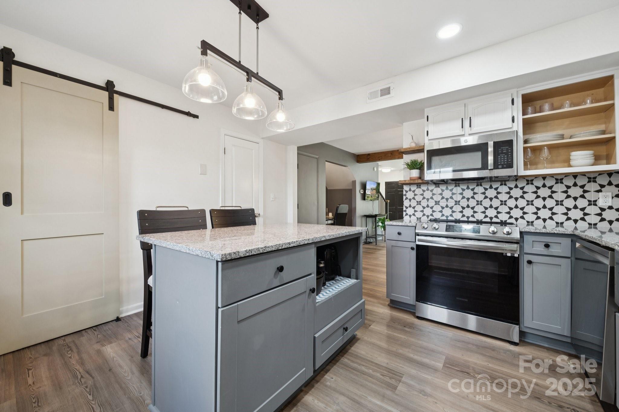 8838 Hunter Ridge Drive