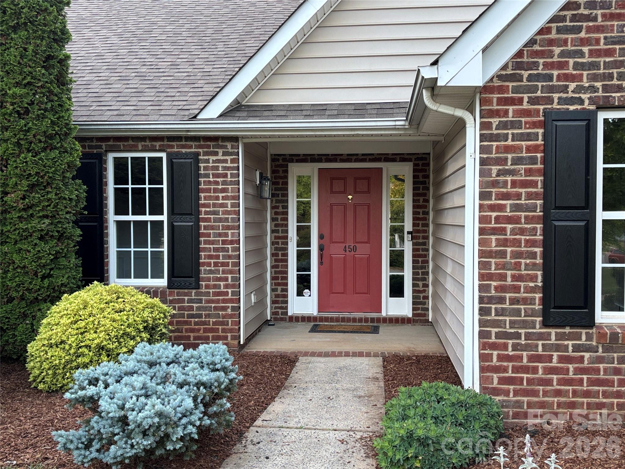 Gates At Waterside - Residential
