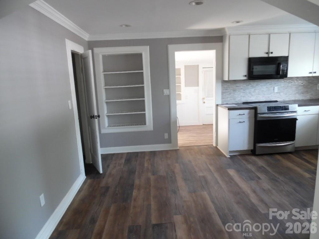 4749 Crowders Crest Drive