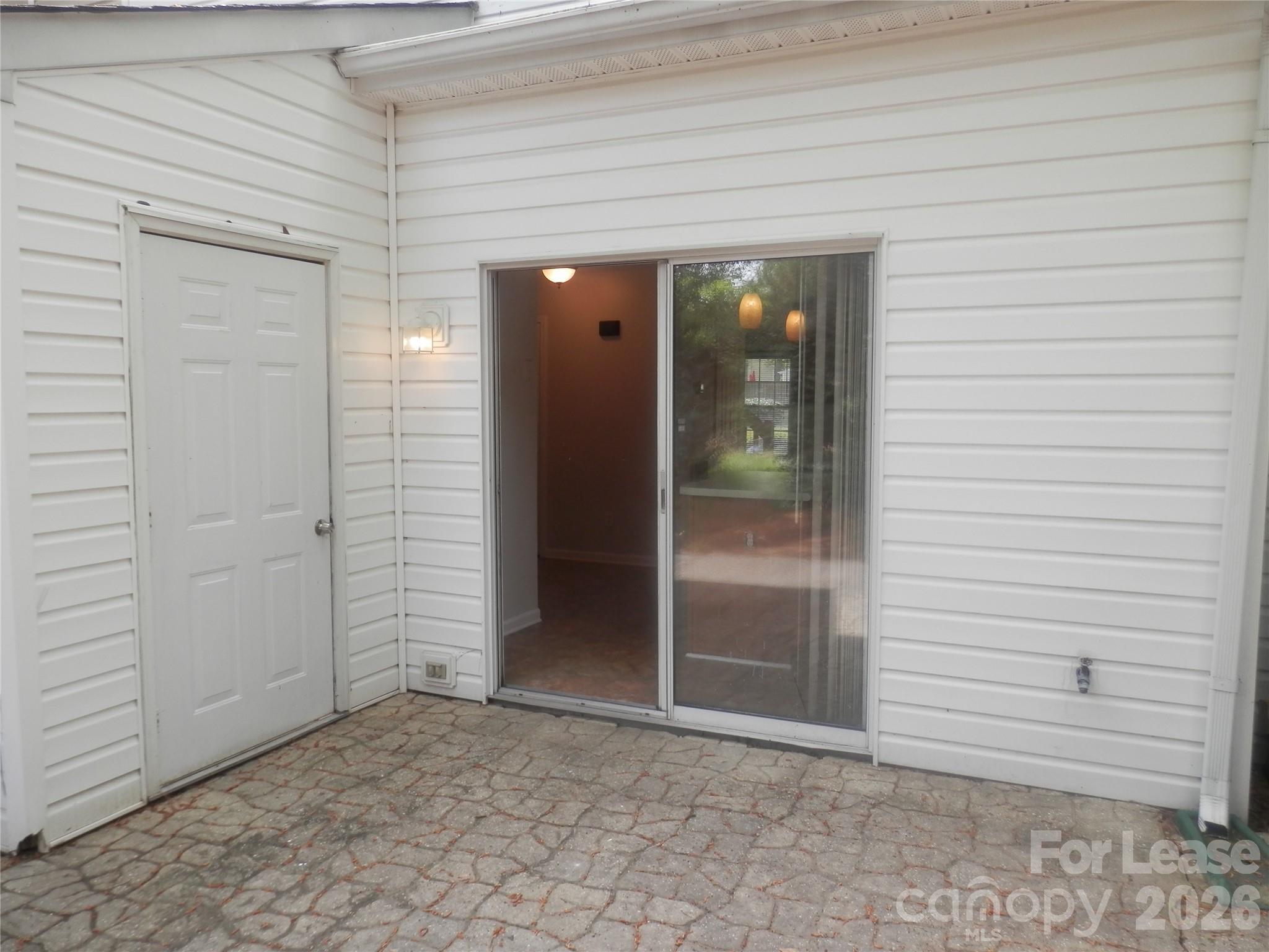 Roxborough - Residential Lease