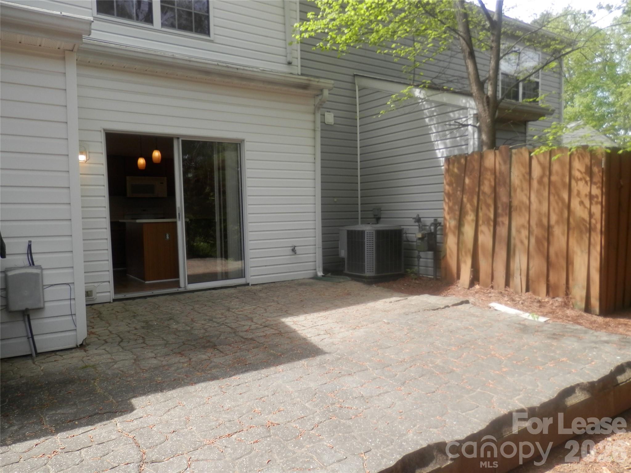 Roxborough - Residential Lease