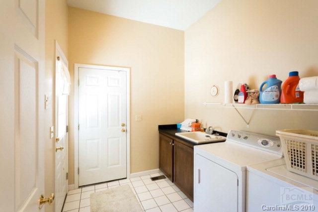 Lakeridge - Residential