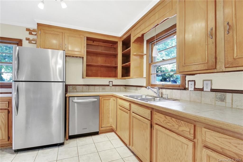 Rolling Hills - Residential