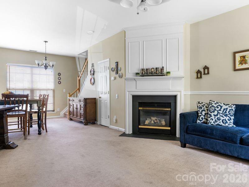 2450 Normancrest Court