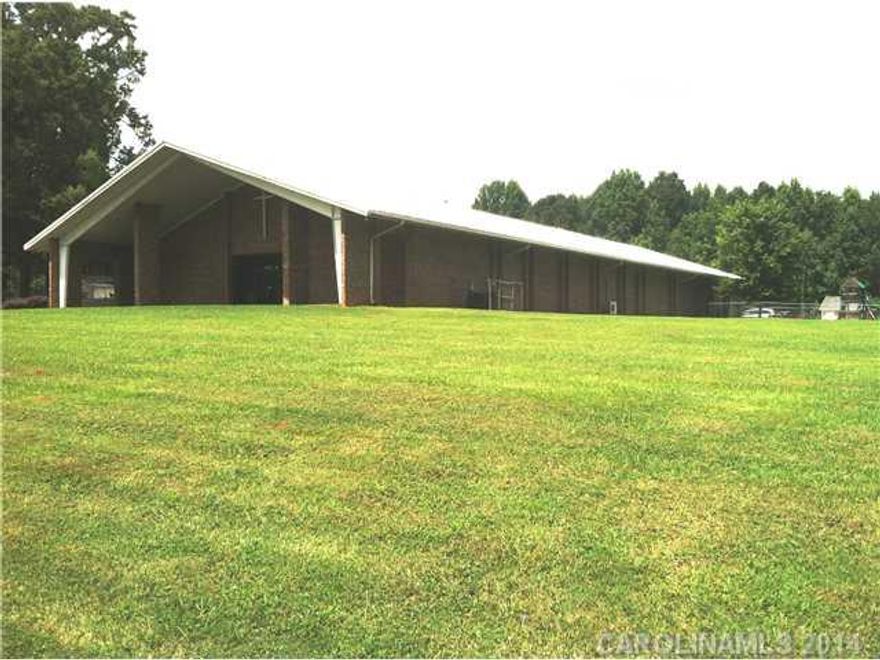 Inviting house of worship situated on 11+highly visible acres.The spacious and bright sanctuary seats 428 based upon std. 18" calculation.The classrooms range from 12 x 20, to 20 x 20.Large nursery, video-audio rooms,a pastor's study,sec. office and large fellowship hall/kitchen.There is bountiful parking,an auto portico,and a coverd entrance.Please call today for videos & more photos!