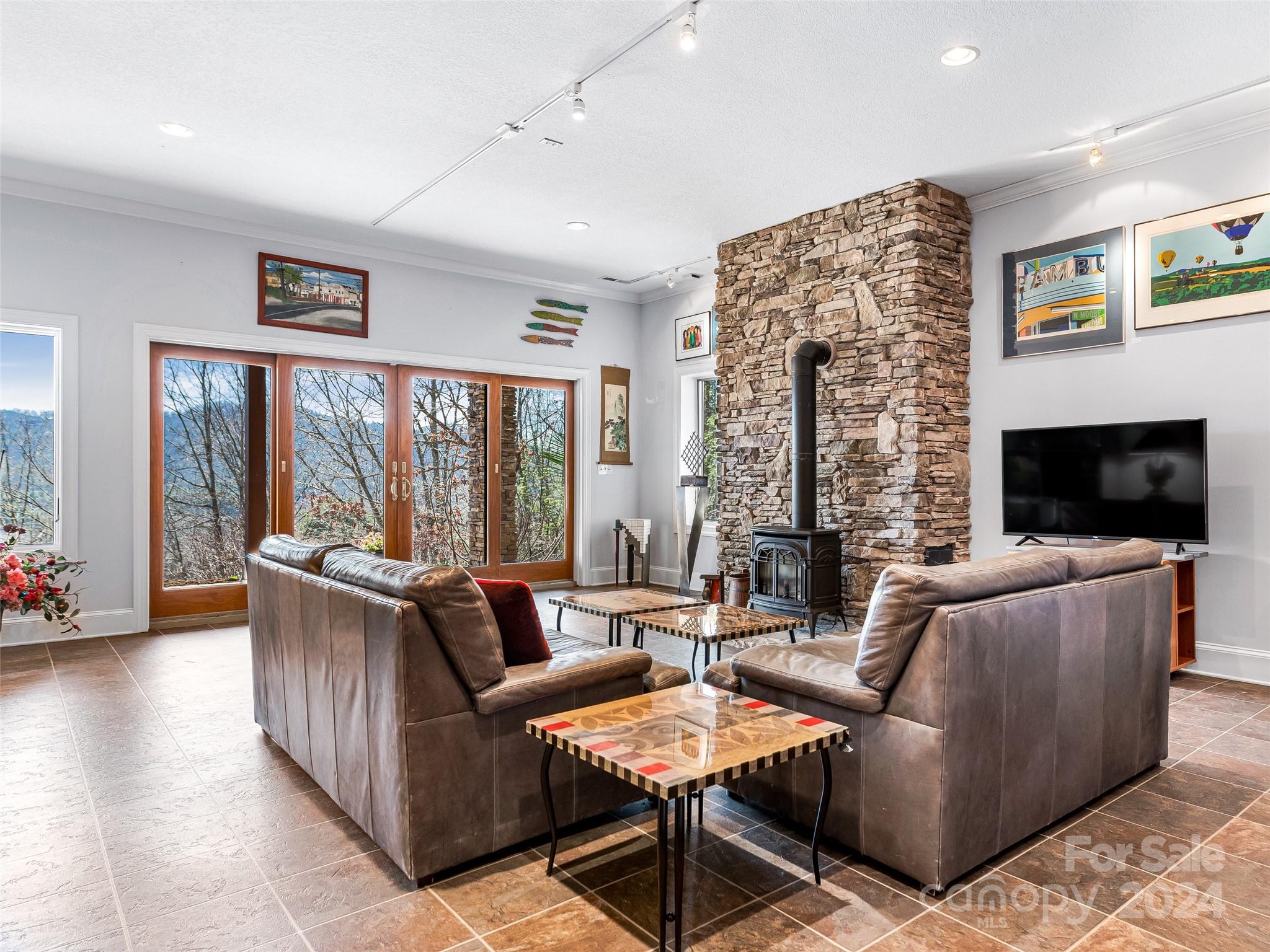 White Oak Ridge - Residential