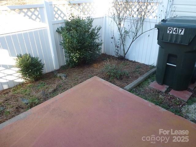 Lexington Commons - Residential Lease