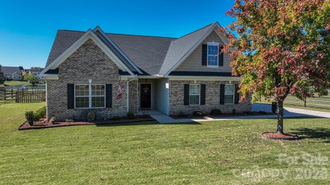 Photo of 1004 Stoney Ford Lane, Indian Trail, NC 28079 (MLS # 4437528)