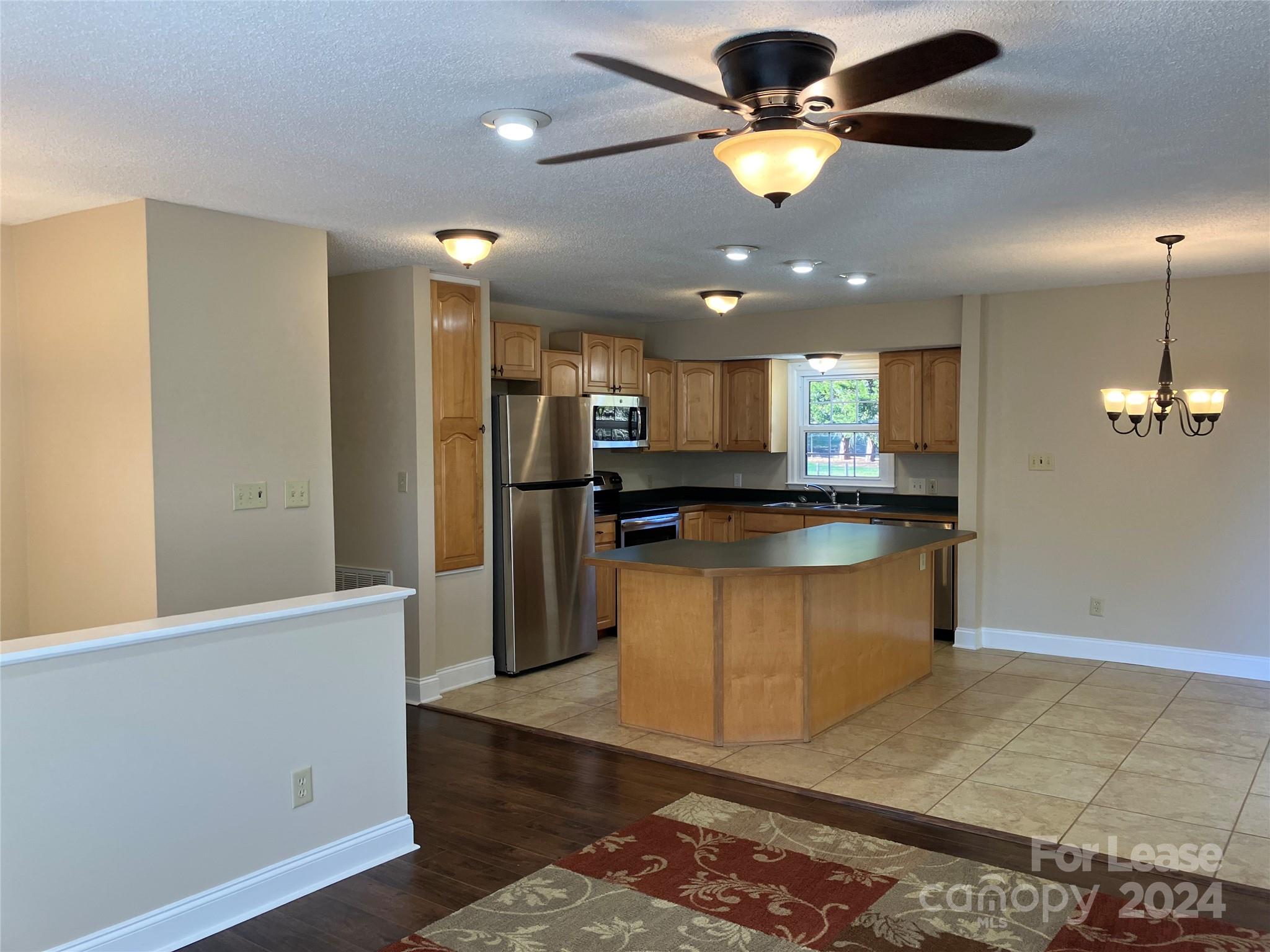 Lakeshore Estates - Residential Lease