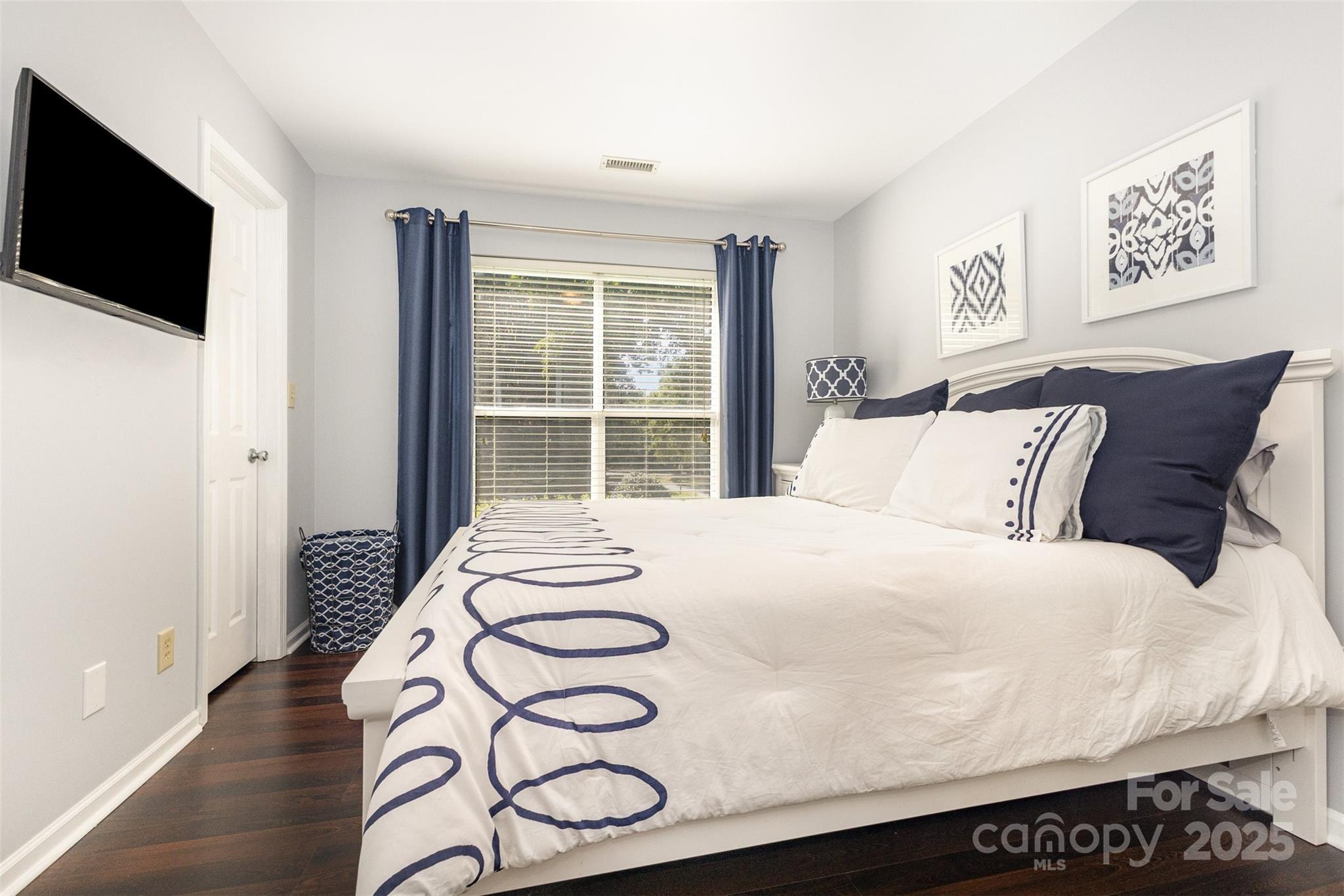 Davidson, North Carolina 28036, United States, 2 Bedrooms Bedrooms, ,2 BathroomsBathrooms,Residential,Coming Soon,219306