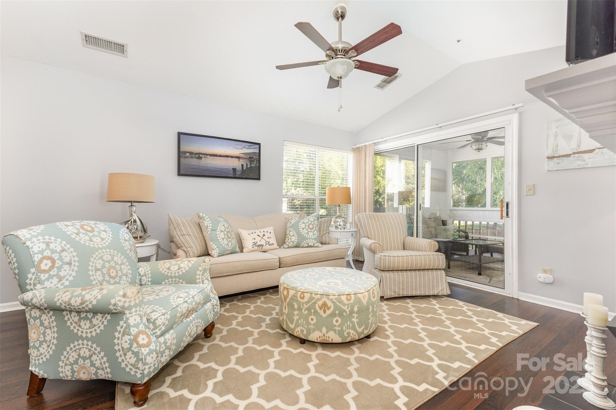 765 Southwest Drive