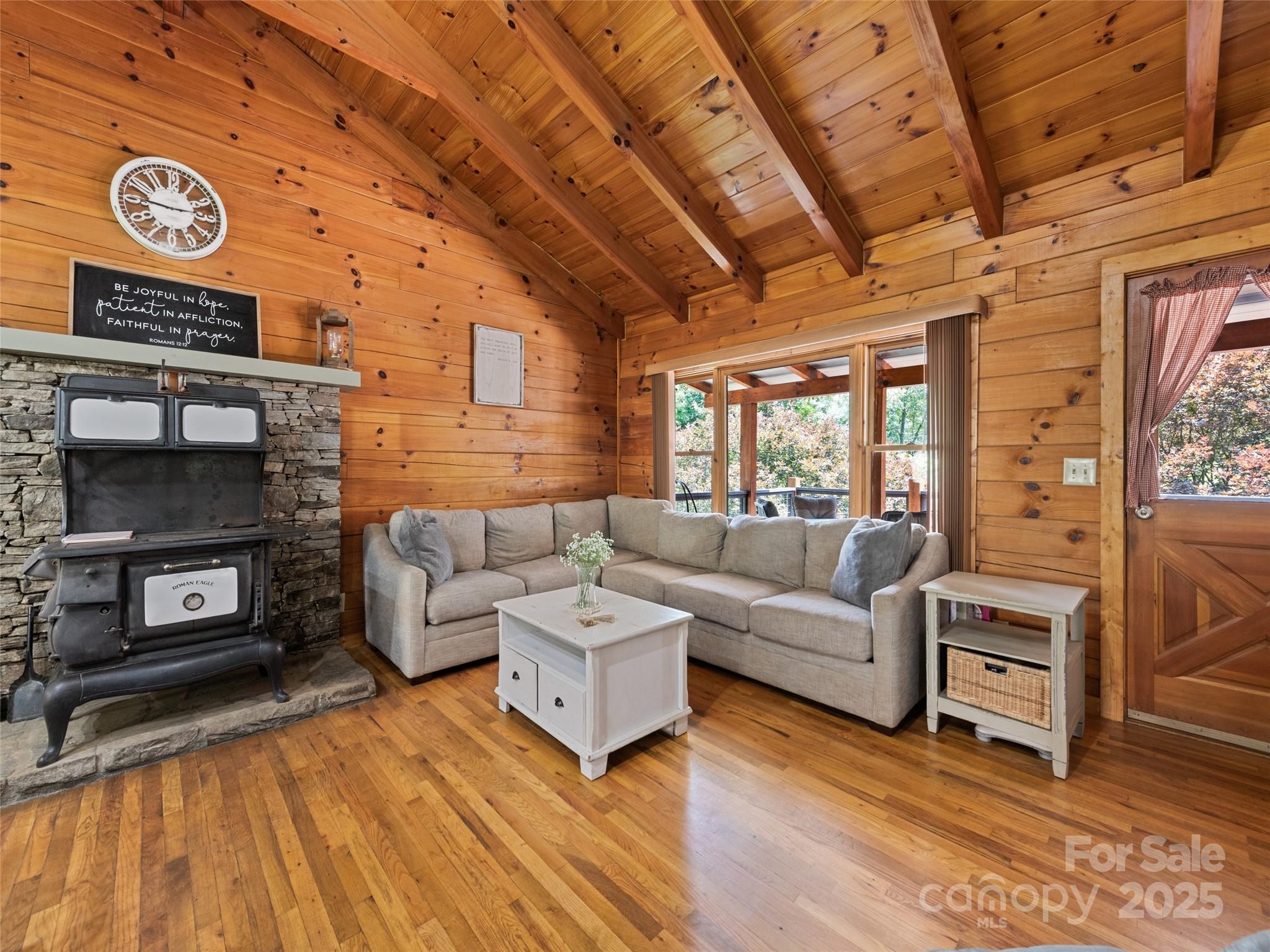 367 Robinson Road