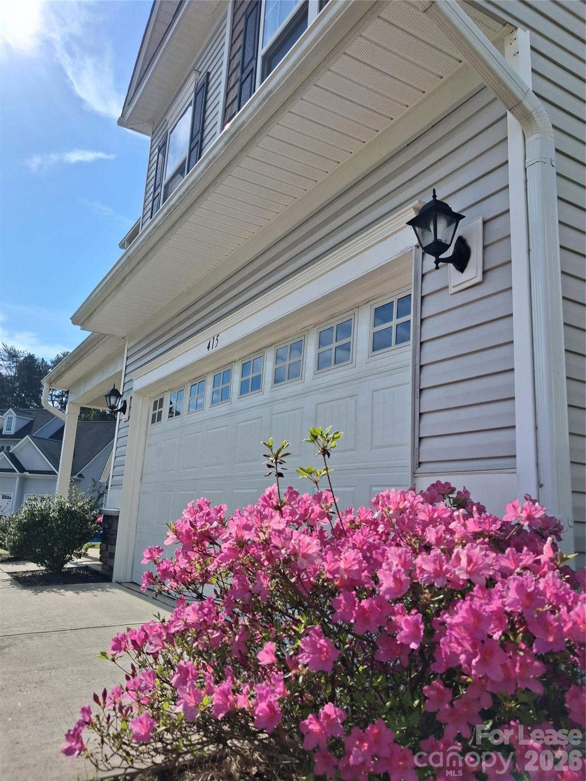 Oakview Commons - Residential Lease