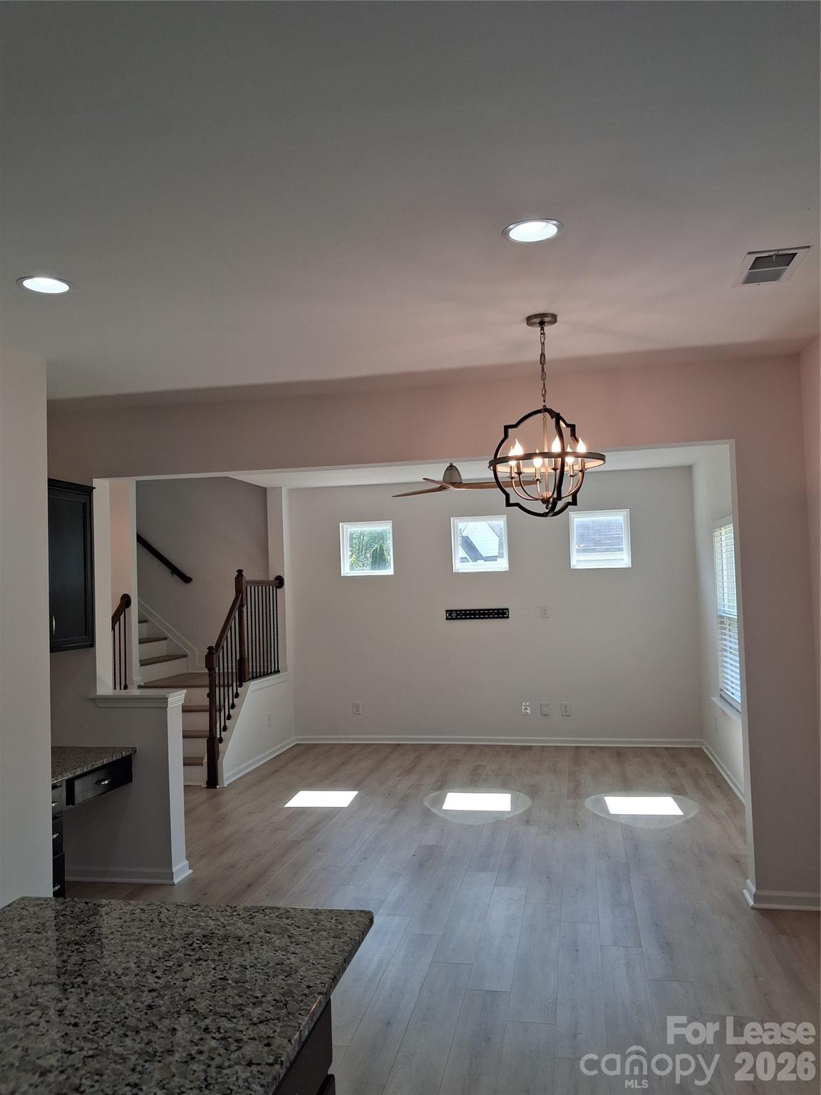 Oakview Commons - Residential Lease