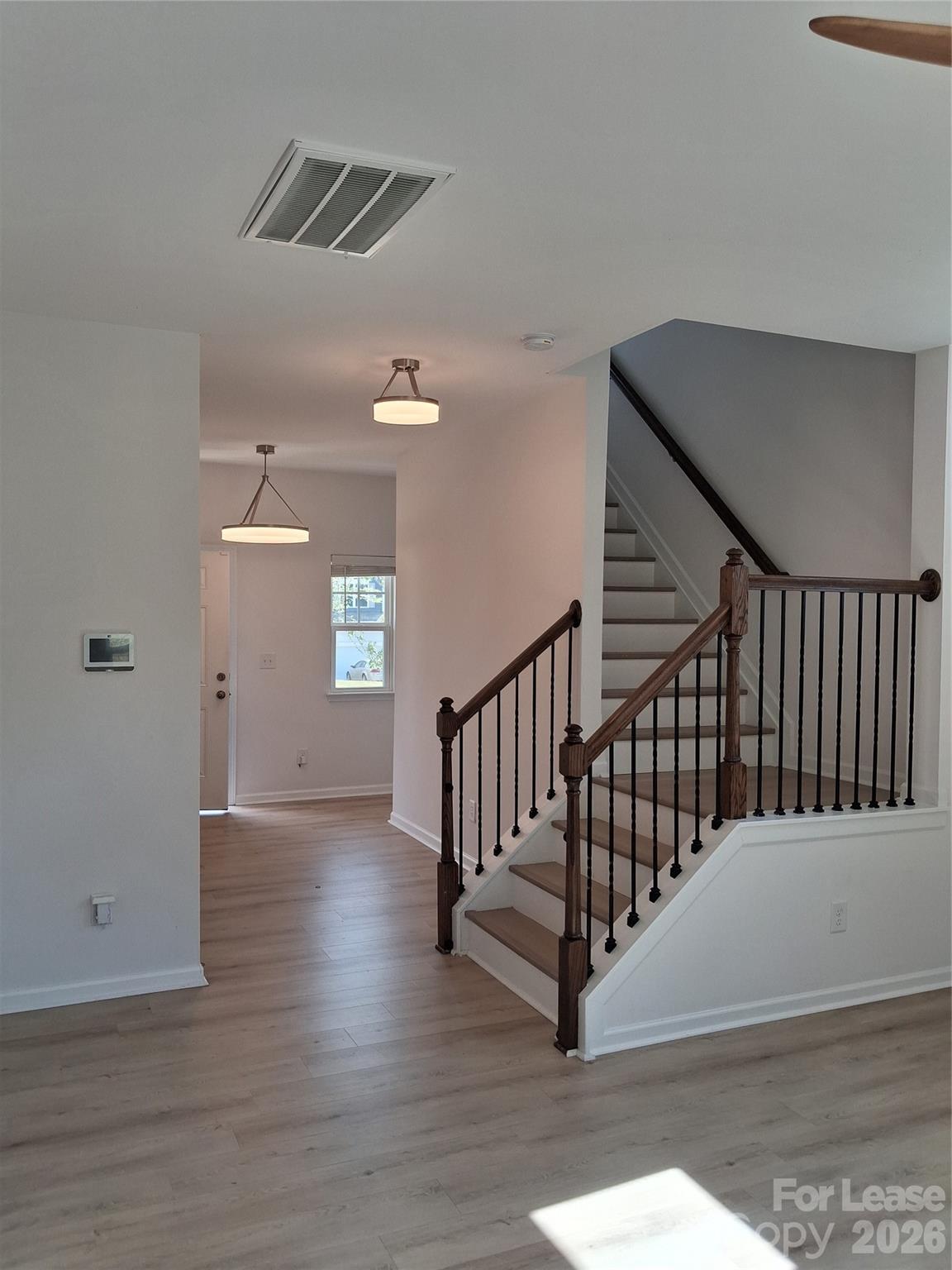 Oakview Commons - Residential Lease