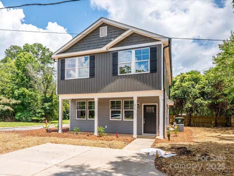 Photo for 614 Kings Mountain Street