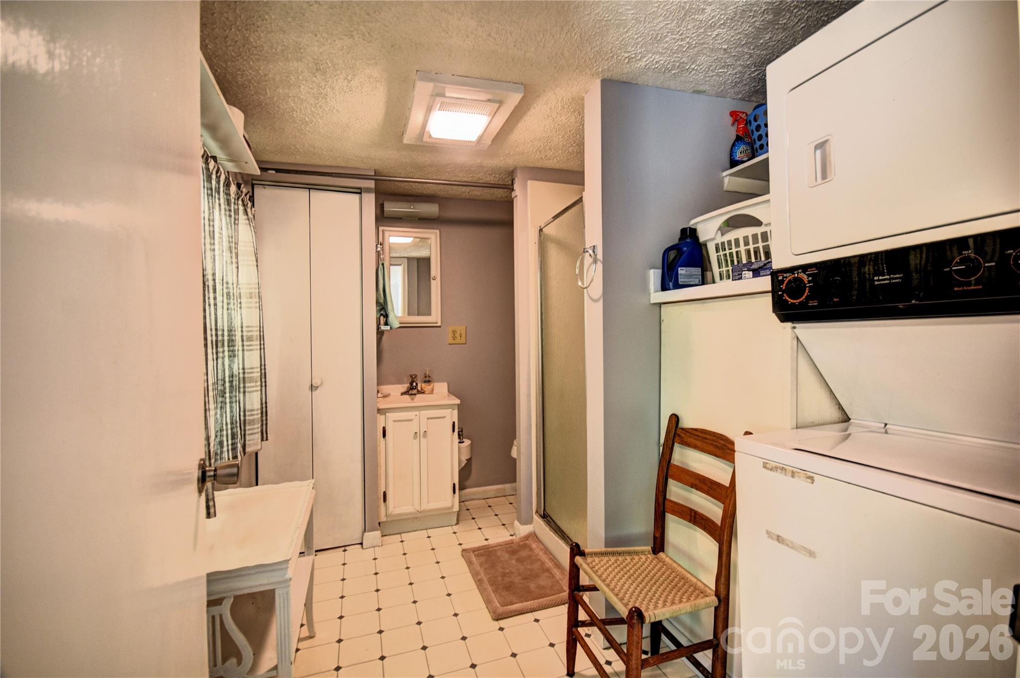 Dogwood Lakes - Residential