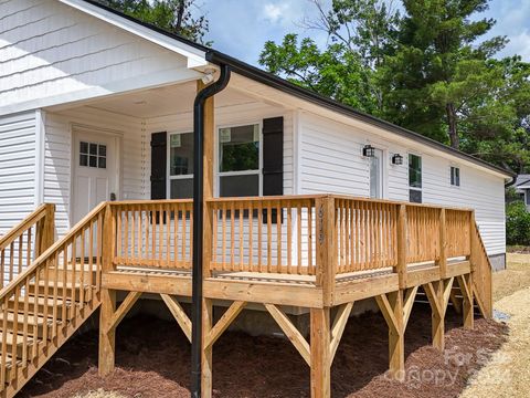 A home in Hendersonville